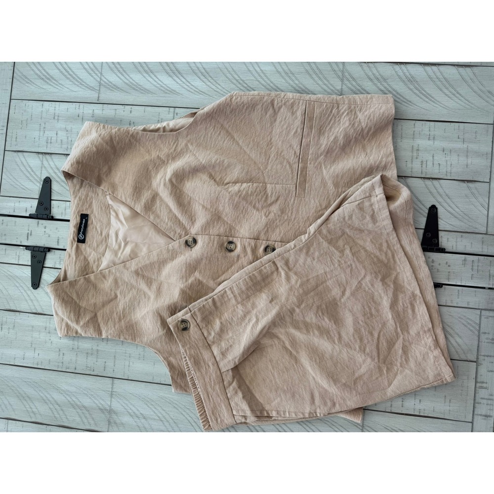 #B- 017- Pretty Garden Tan Linen Blend Vest and Shorts 2 Piece Set Womens Large